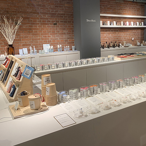 横浜赤レンガ倉庫店